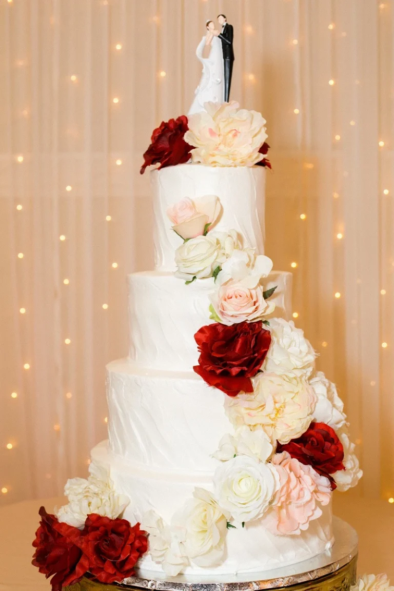 Villa Tuscana Wedding Quinceanera Wedding Cakes 12 768x1152