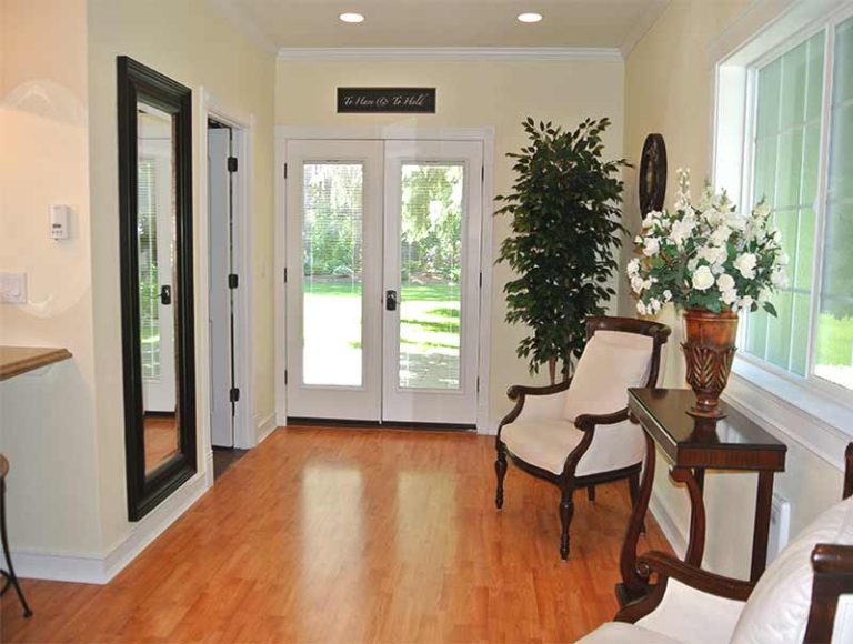 g 12 768x580