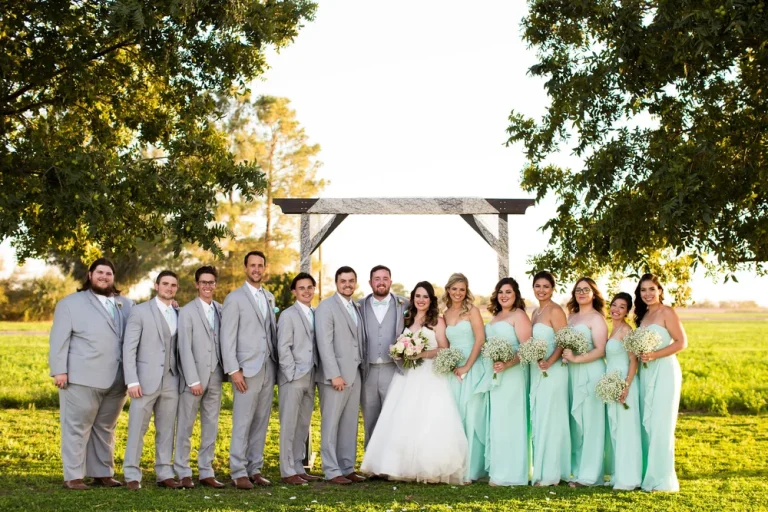 bridalparty 768x512