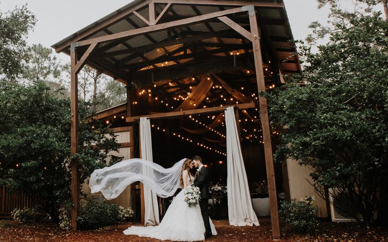 bride groom wedding retreat 1 768x480