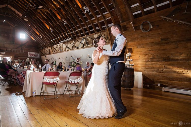 rustic barn wedding reception hall d barn 768x512